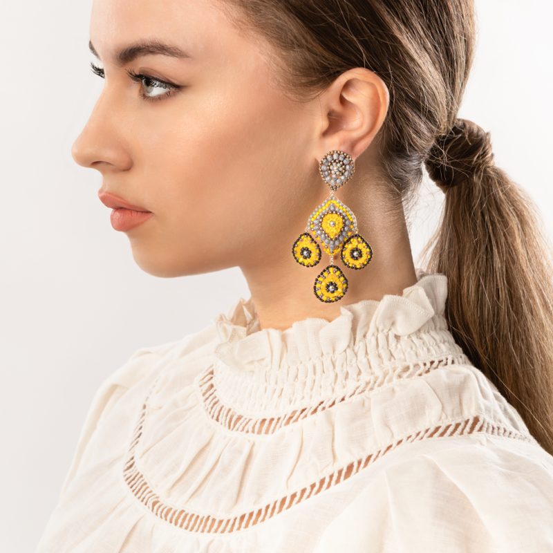Karin in yellow