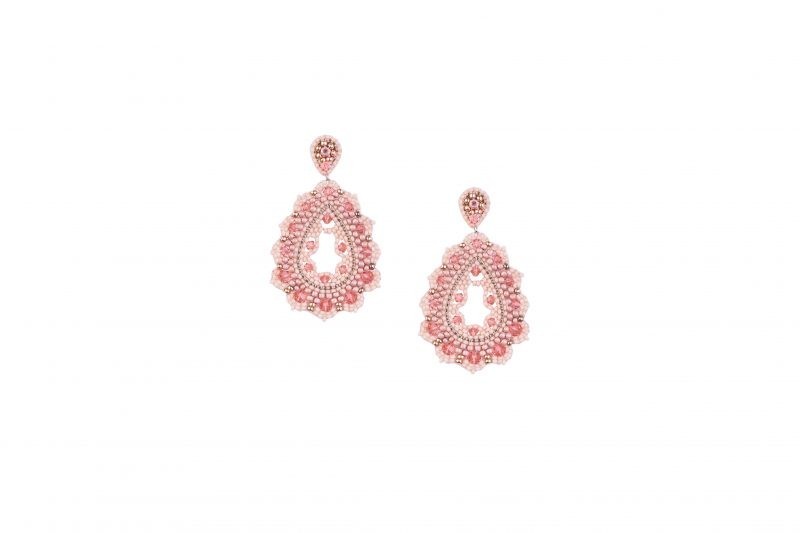 Anna in coral